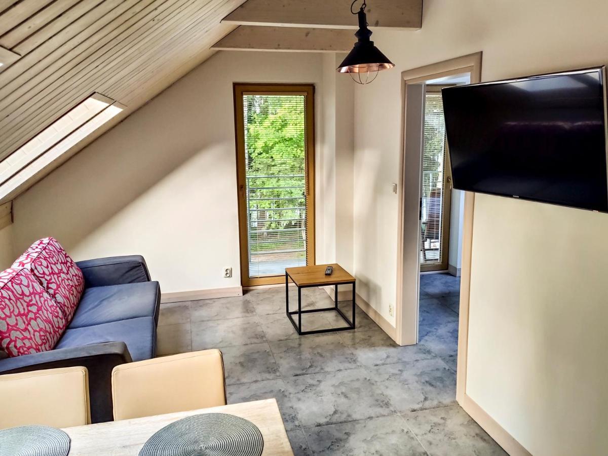 Mazursko - Komfortowe Apartamenty Nad Jeziorem, Sauna, Kominki Na Parterze Kretowiny Luaran gambar