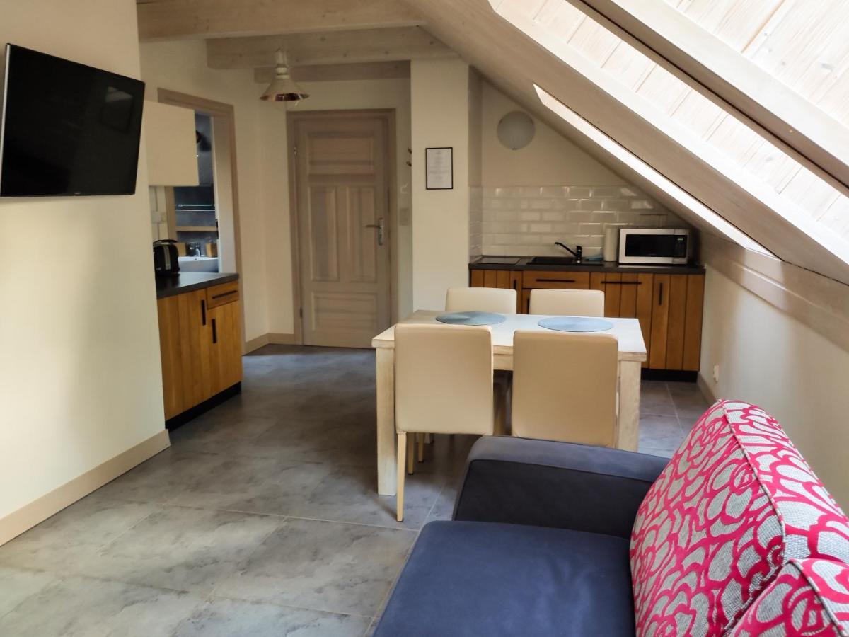 Mazursko - Komfortowe Apartamenty Nad Jeziorem, Sauna, Kominki Na Parterze Kretowiny Luaran gambar