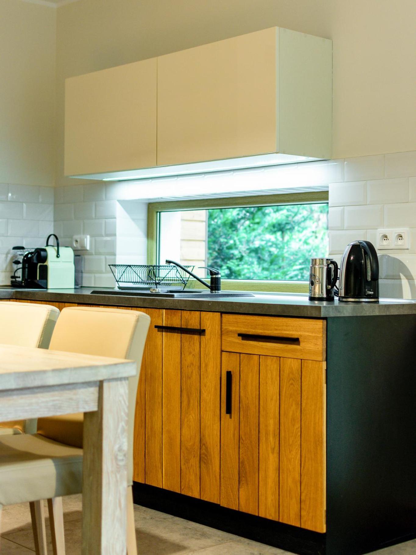 Mazursko - Komfortowe Apartamenty Nad Jeziorem, Sauna, Kominki Na Parterze Kretowiny Bilik gambar