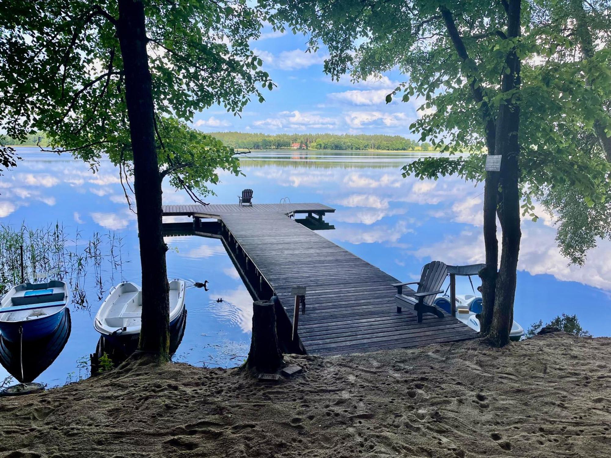 Mazursko - Komfortowe Apartamenty Nad Jeziorem, Sauna, Kominki Na Parterze Kretowiny Luaran gambar