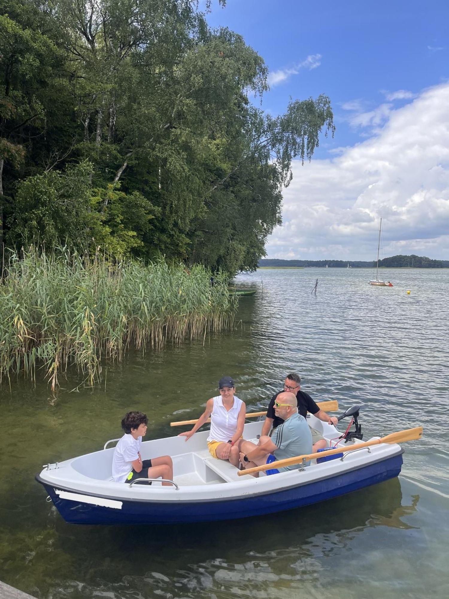 Mazursko - Komfortowe Apartamenty Nad Jeziorem, Sauna, Kominki Na Parterze Kretowiny Luaran gambar